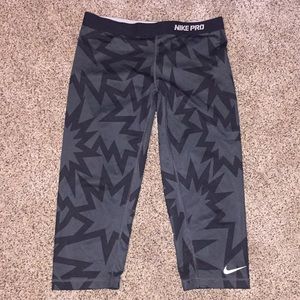 Nike Capri Leggings